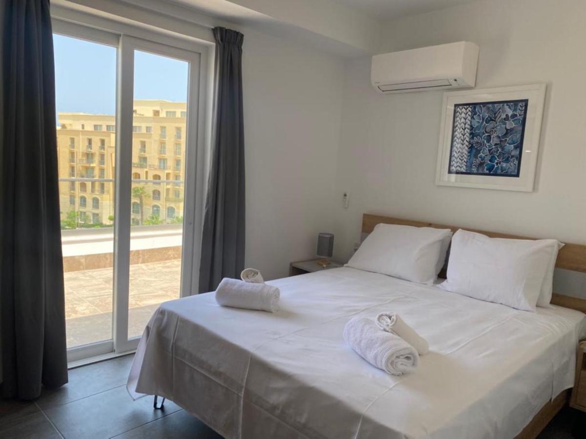 86 Spinola Bay Apartment Saint Julian's ภายนอก รูปภาพ
