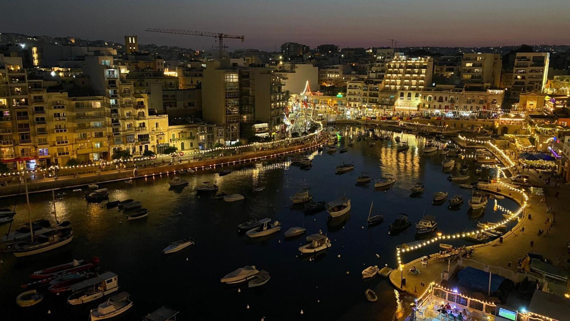 86 Spinola Bay Apartment Saint Julian's ภายนอก รูปภาพ