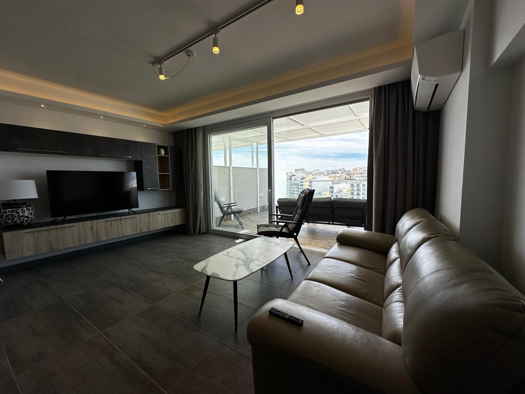86 Spinola Bay Apartment Saint Julian's ภายนอก รูปภาพ