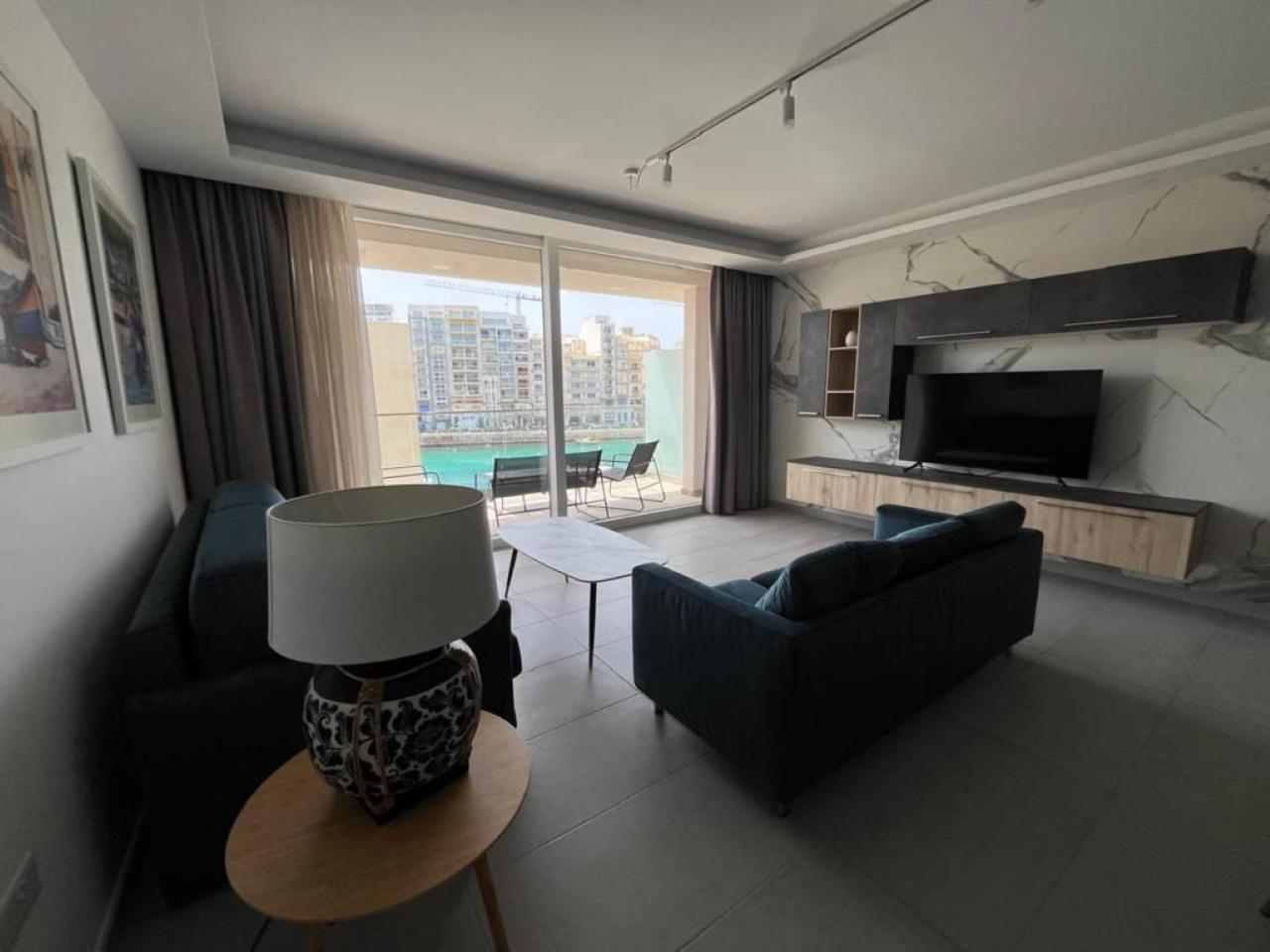86 Spinola Bay Apartment Saint Julian's ภายนอก รูปภาพ