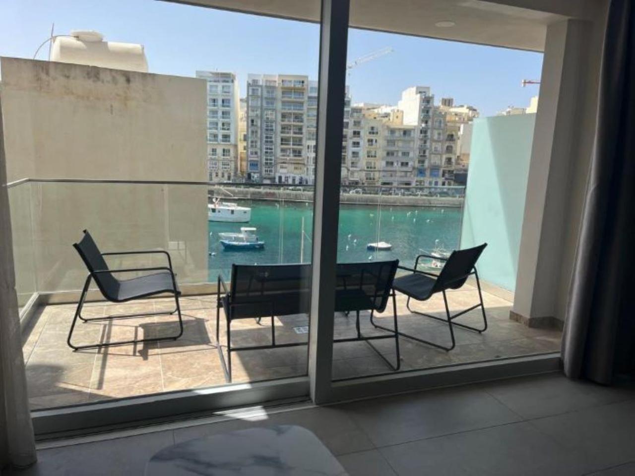 86 Spinola Bay Apartment Saint Julian's ภายนอก รูปภาพ