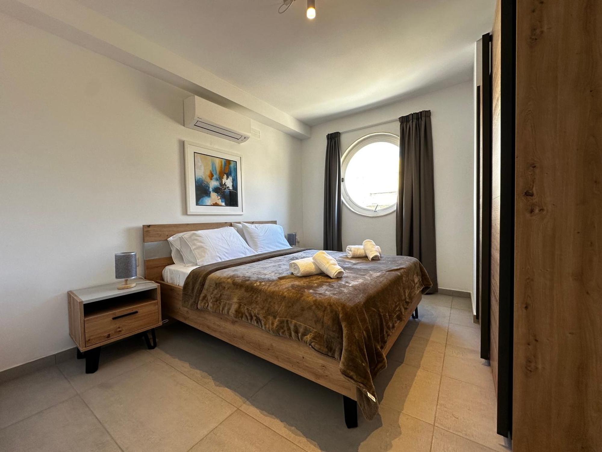 86 Spinola Bay Apartment Saint Julian's ภายนอก รูปภาพ