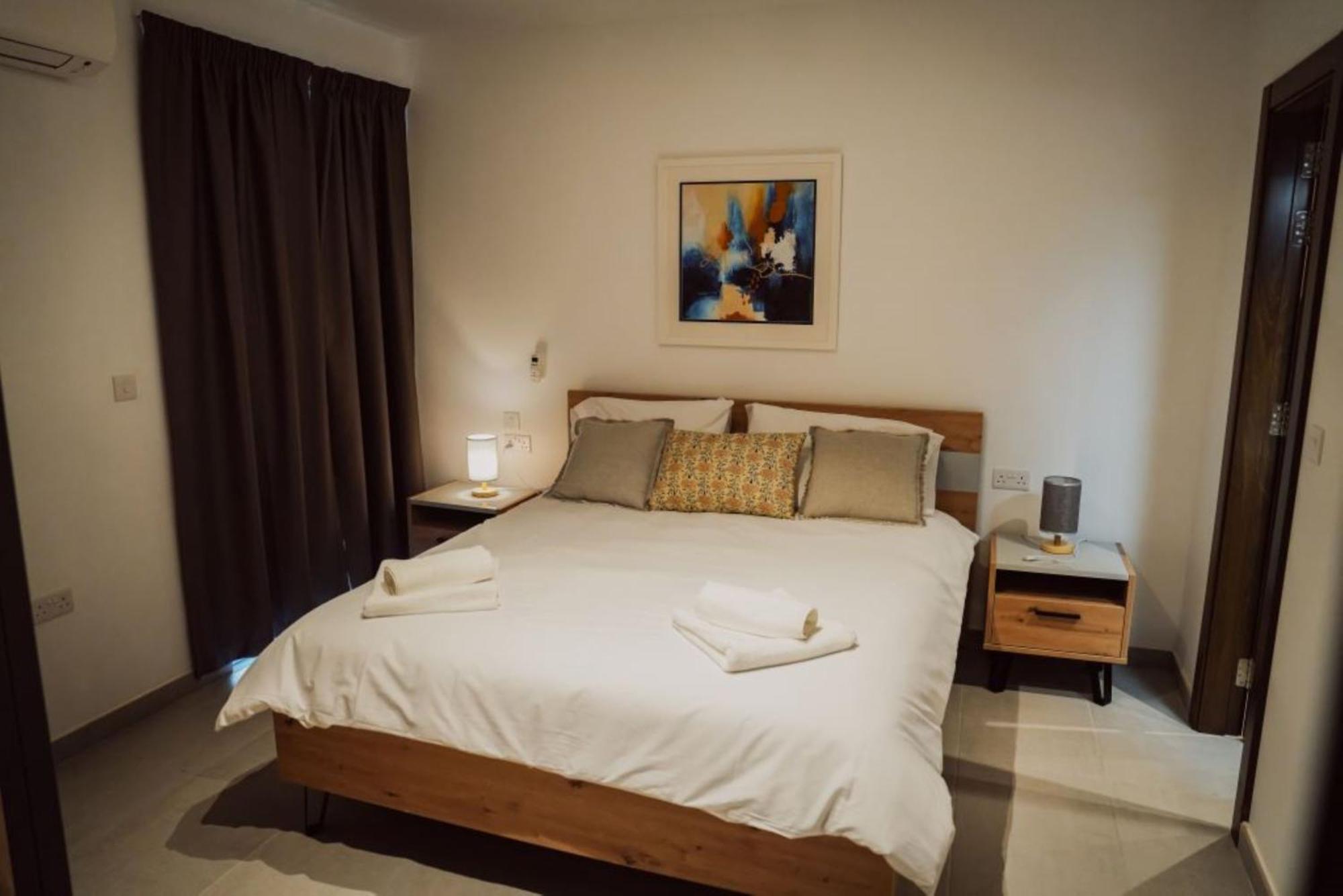 86 Spinola Bay Apartment Saint Julian's ภายนอก รูปภาพ